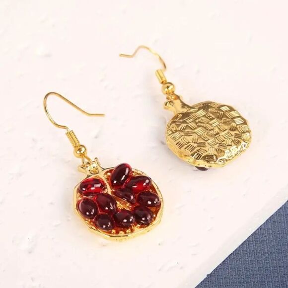✨🆕✨ BoHo Chic Pomegranate Gold Dangle Earrings ✨ - Picture 4 of 11